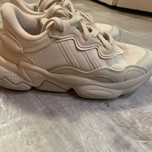 Adidas Ozweego Sneakers